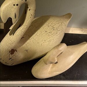 Rustic Cream Swan Figurines